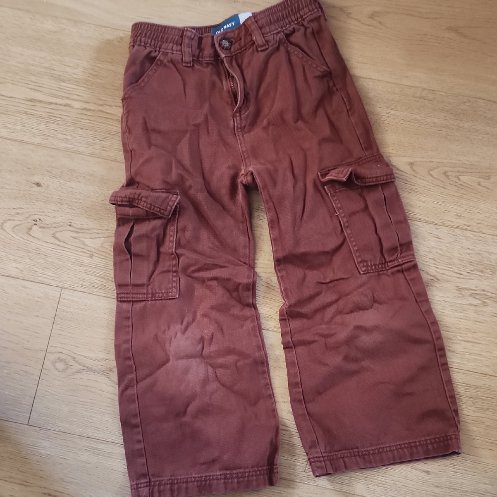 Old Navy Kids Cargo Pants in Brown